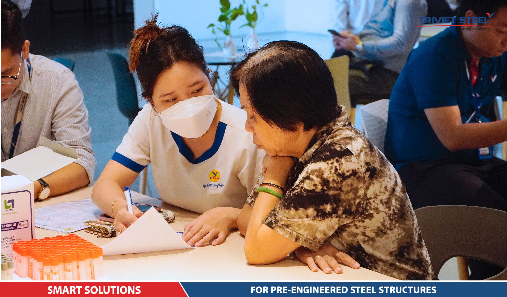  Nhà Thép Trí Việt luôn có tiêu chí quan tâm và chăm lo đời sống sức khỏe cho các nhân viên